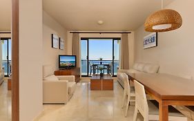 Apartamento De 2 Dormitorios En Torrox Costa